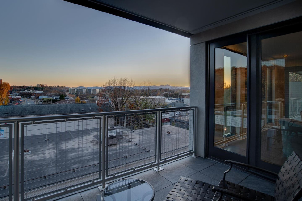 Luxury Downtown Asheville Condo, Mountain Views