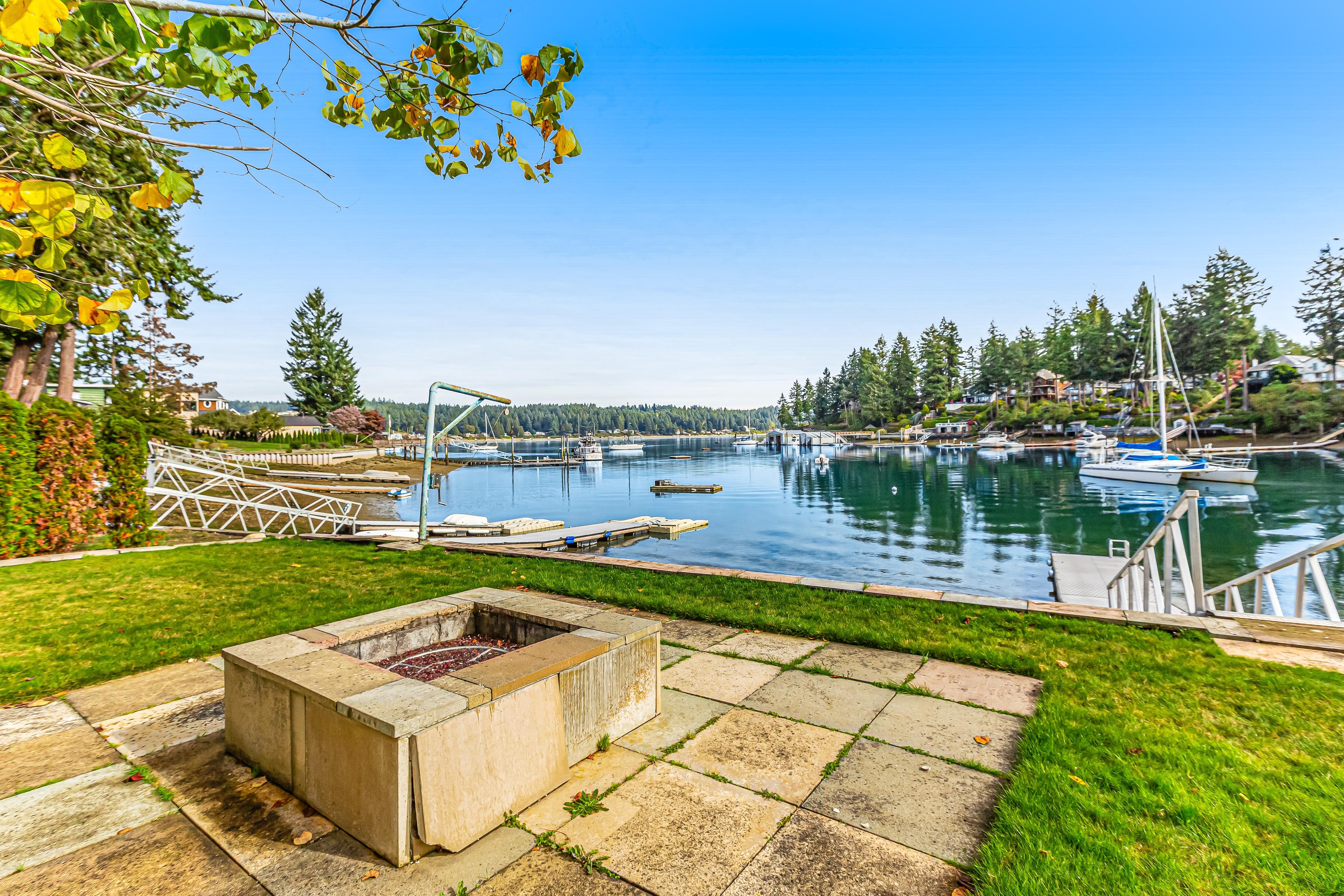 Driftwood Villa on Fox Island Driftwood Villa on Fox Island