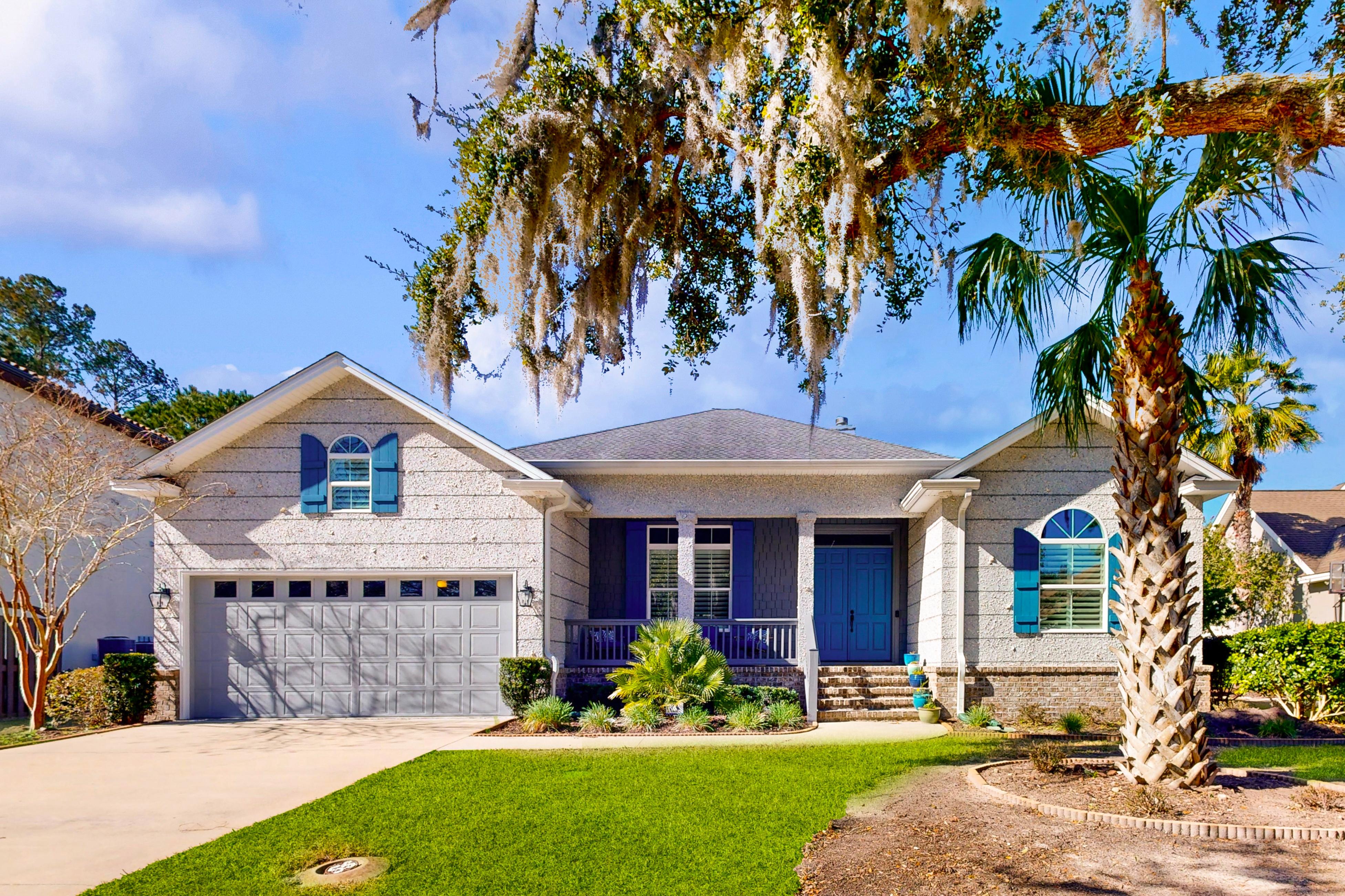 Property Image 1 - Waving Sea Palms