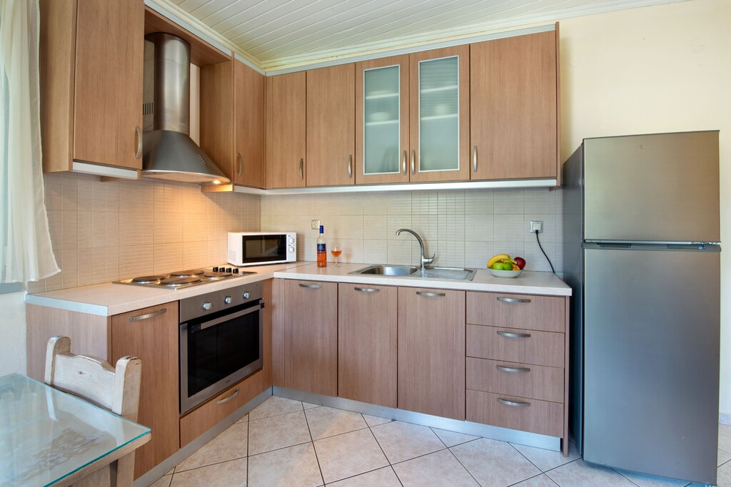 Fully furnished kitchen