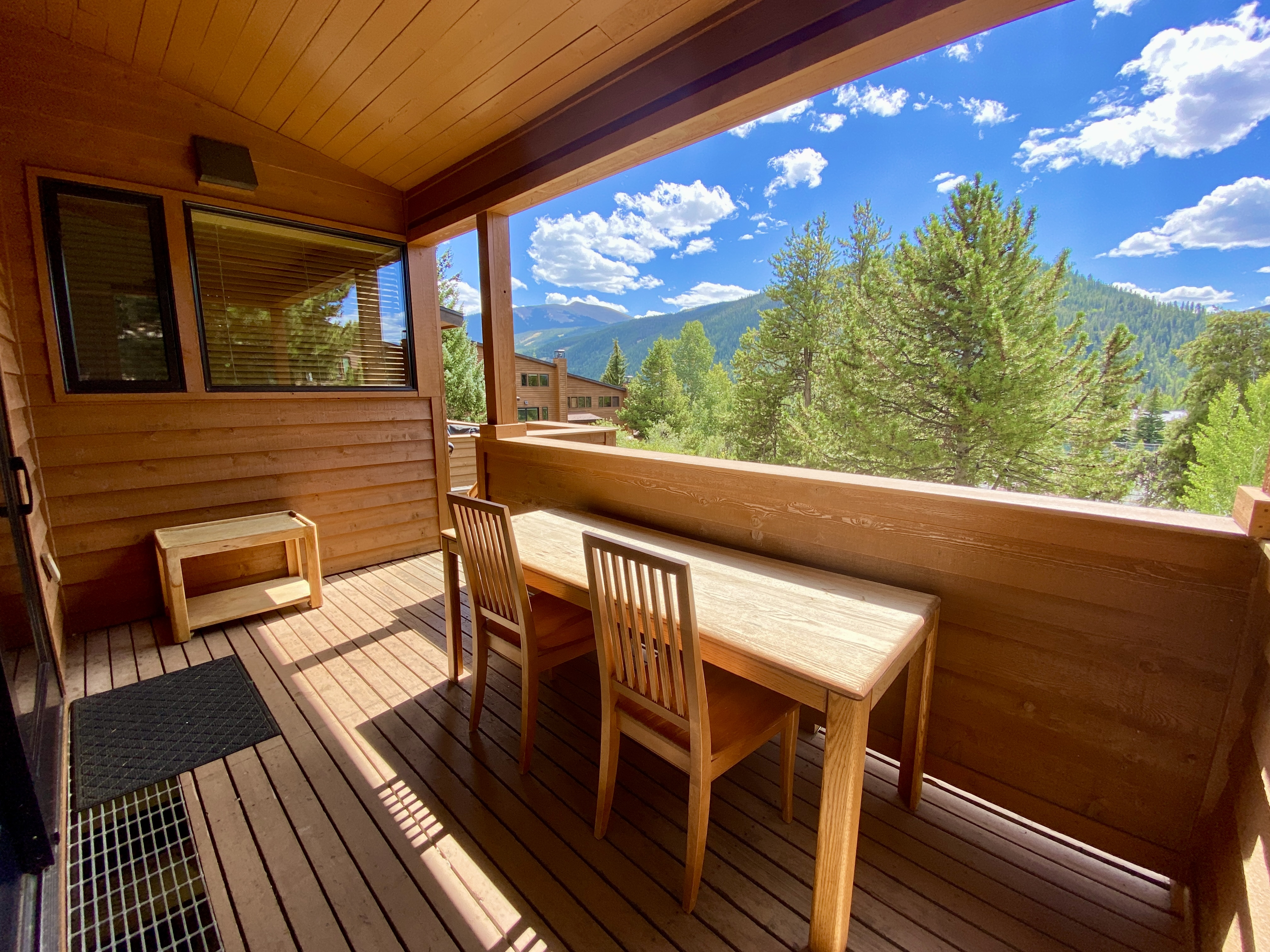 Private patio with Keystone views #summer