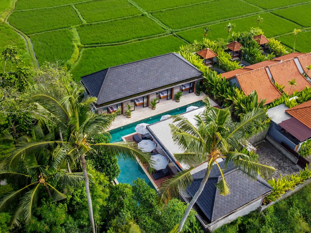 5 Bedrooms Villa, Ricefield View & Yoga Shala