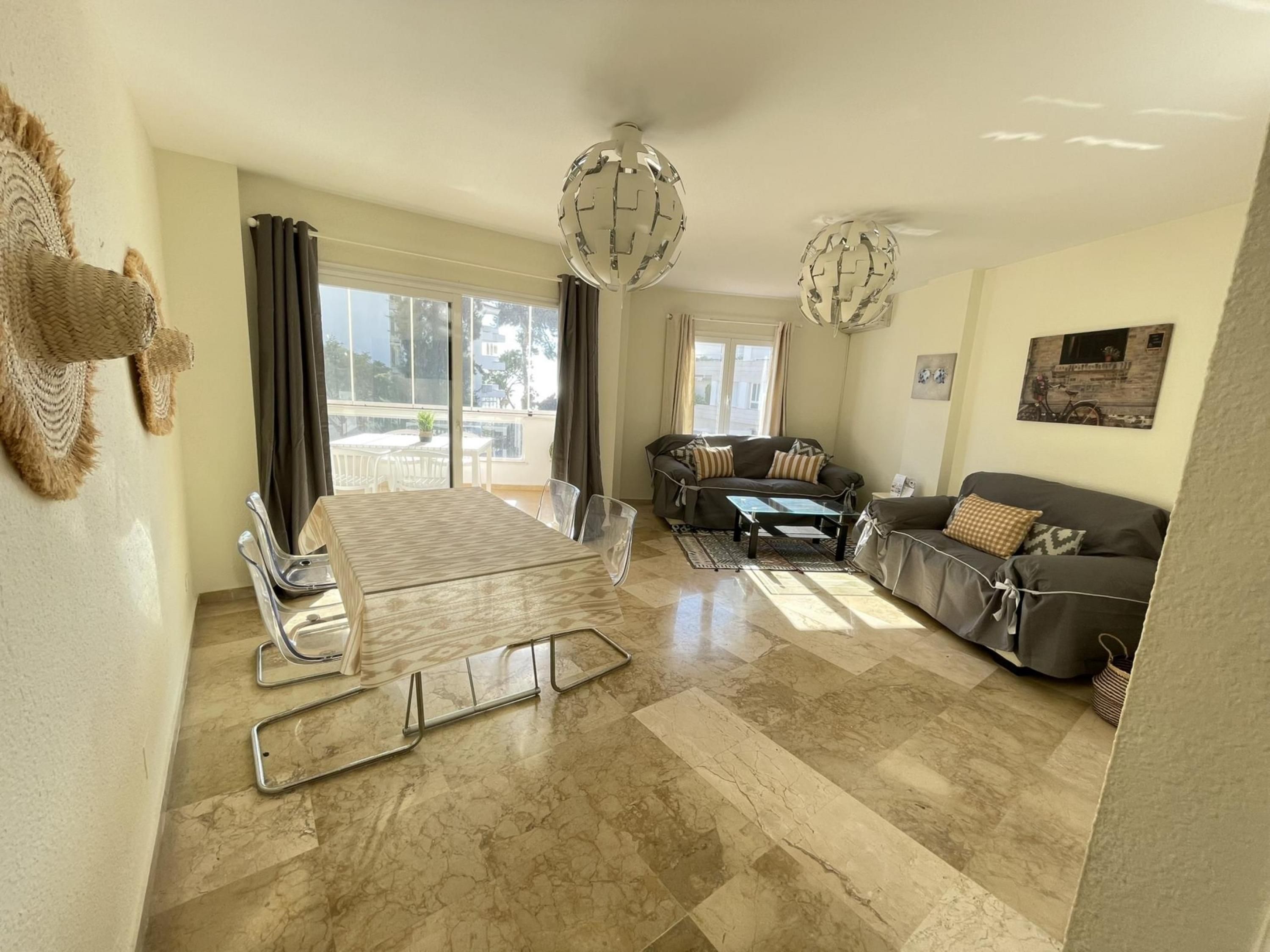 Property Image 1 - Homely Home Marbella Del Mar 5