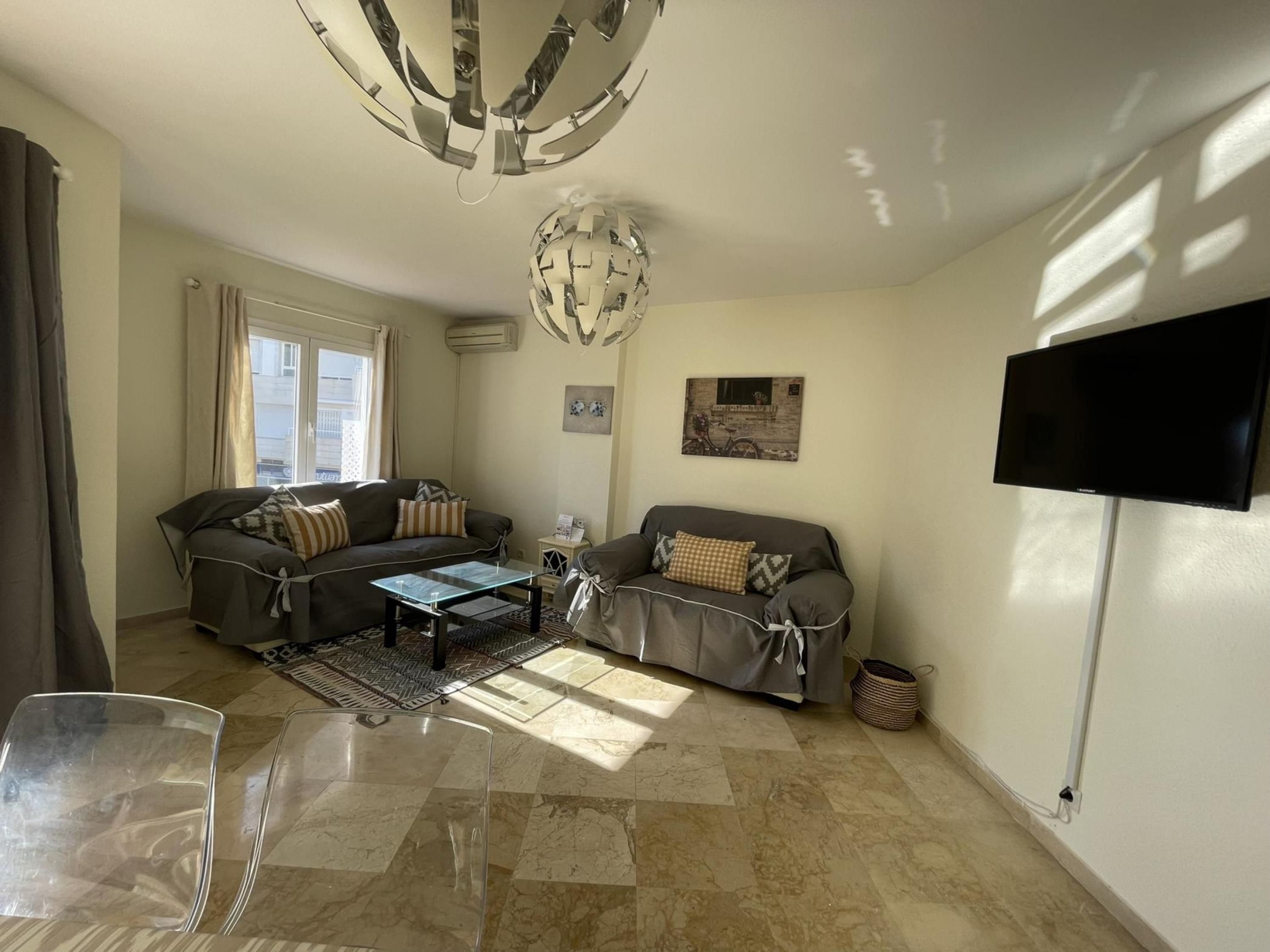 Property Image 2 - Homely Home Marbella Del Mar 5