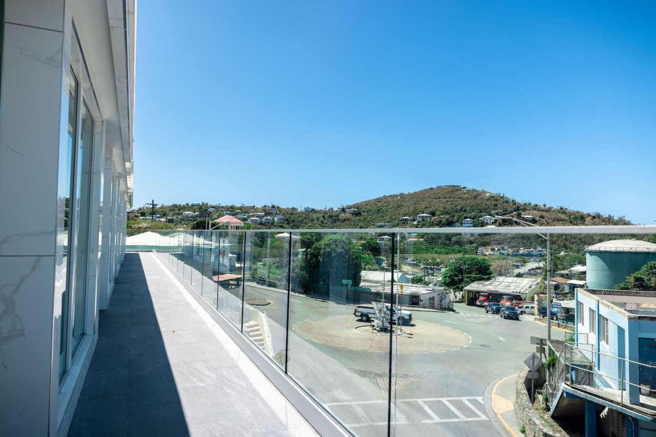 Dolphin Suites - Ocean View - Unit 4