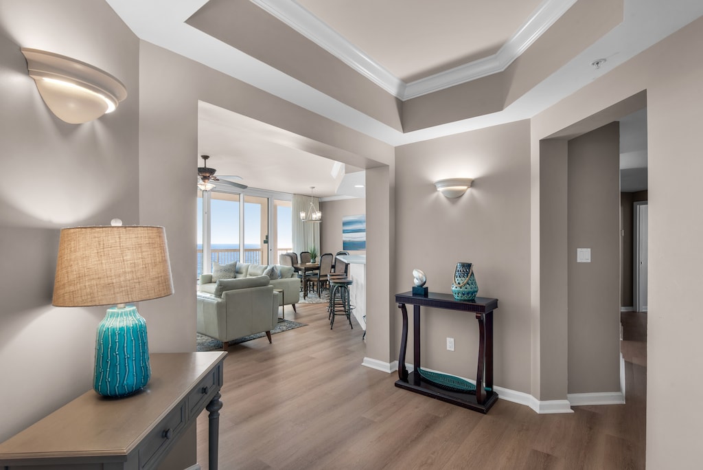 Welcome in to Silver Beach Towers 603 East