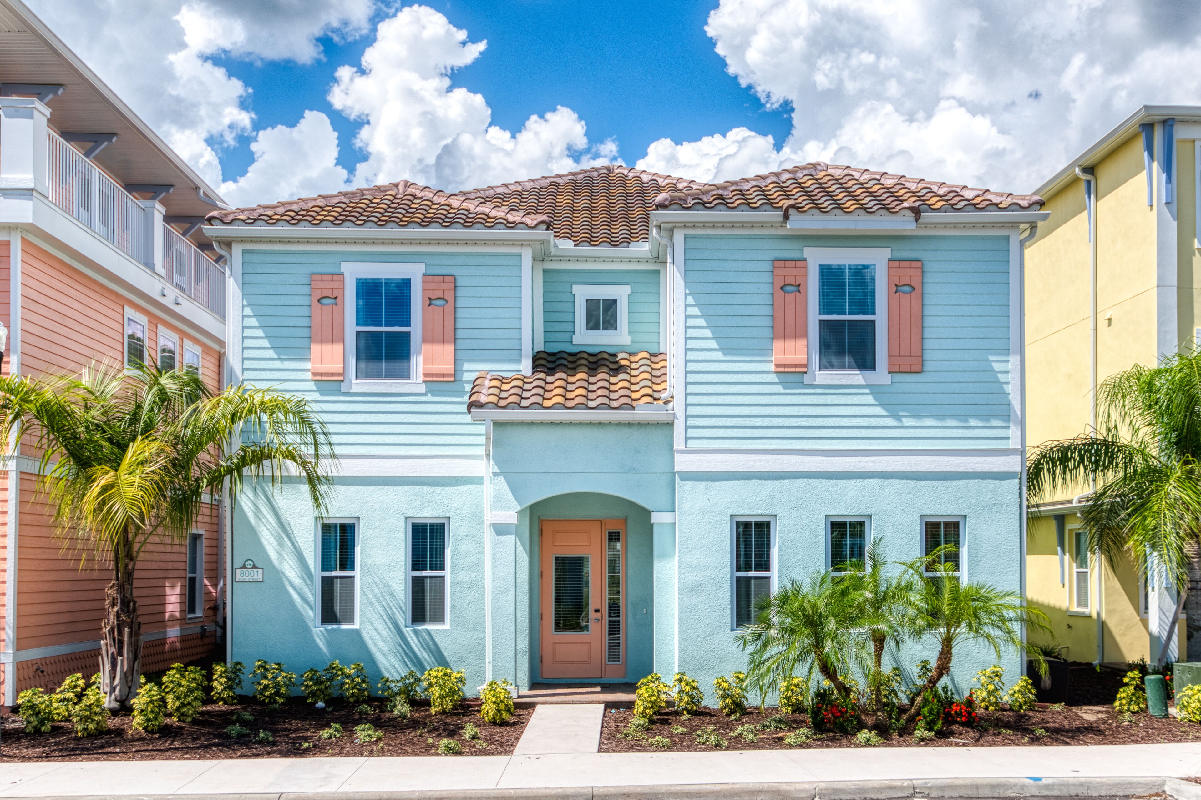 Property Image 1 - Ocean Waves Cottage with Private Pool near Disney and Margaritaville Resort Access - 8001SU