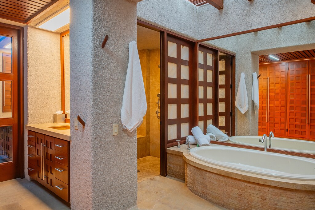 En suite bathroom