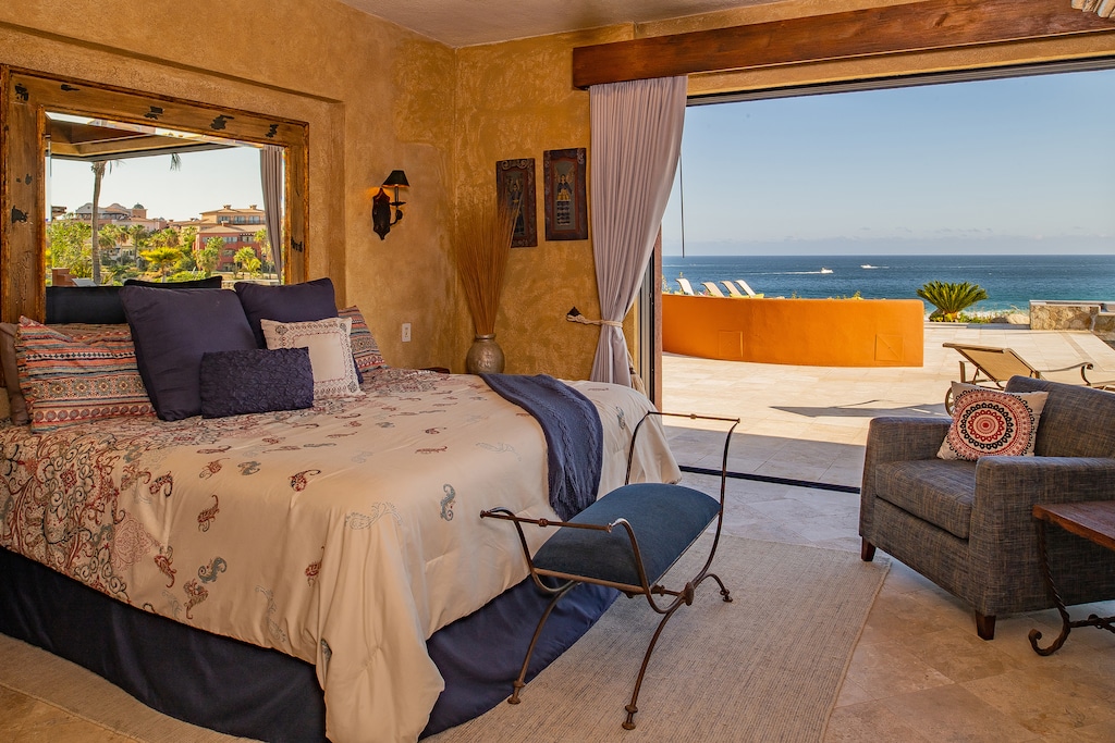 King suite with patio entrance and ocean view