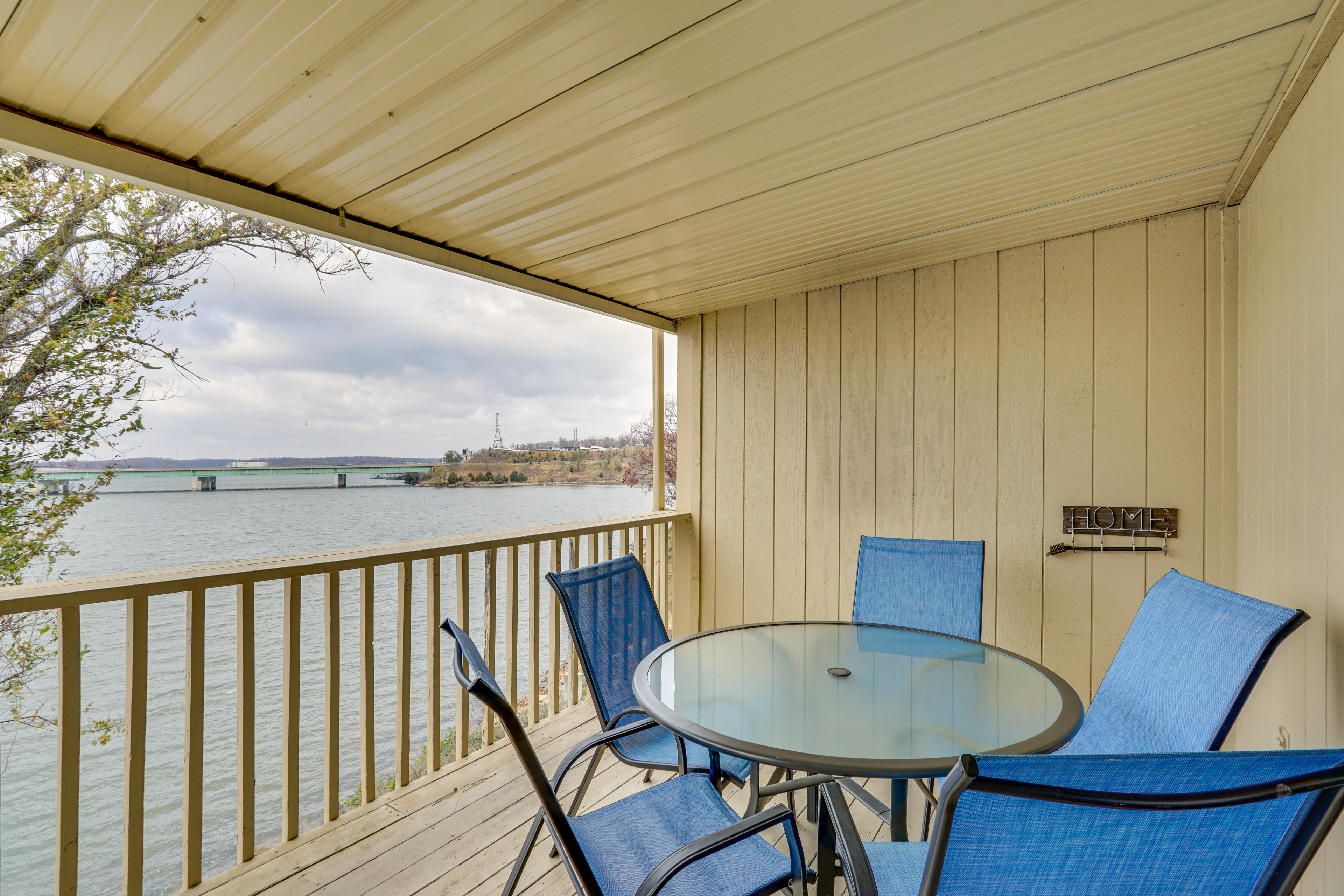 Property Image 2 - Osage Beach Lakefront Condo w/ Balcony!