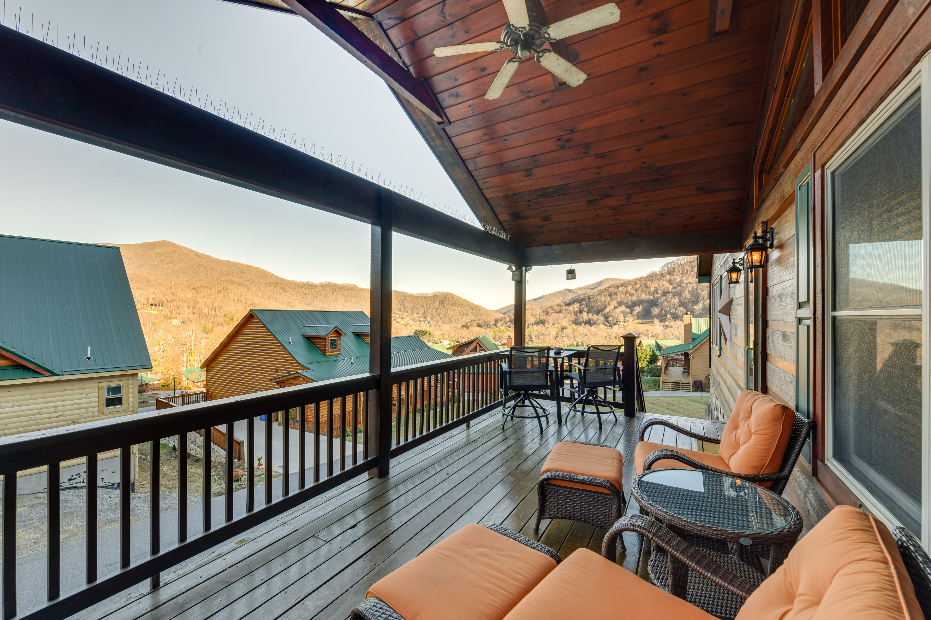 Mountain-View Cabin in Maggie Valley w/ Foosball!