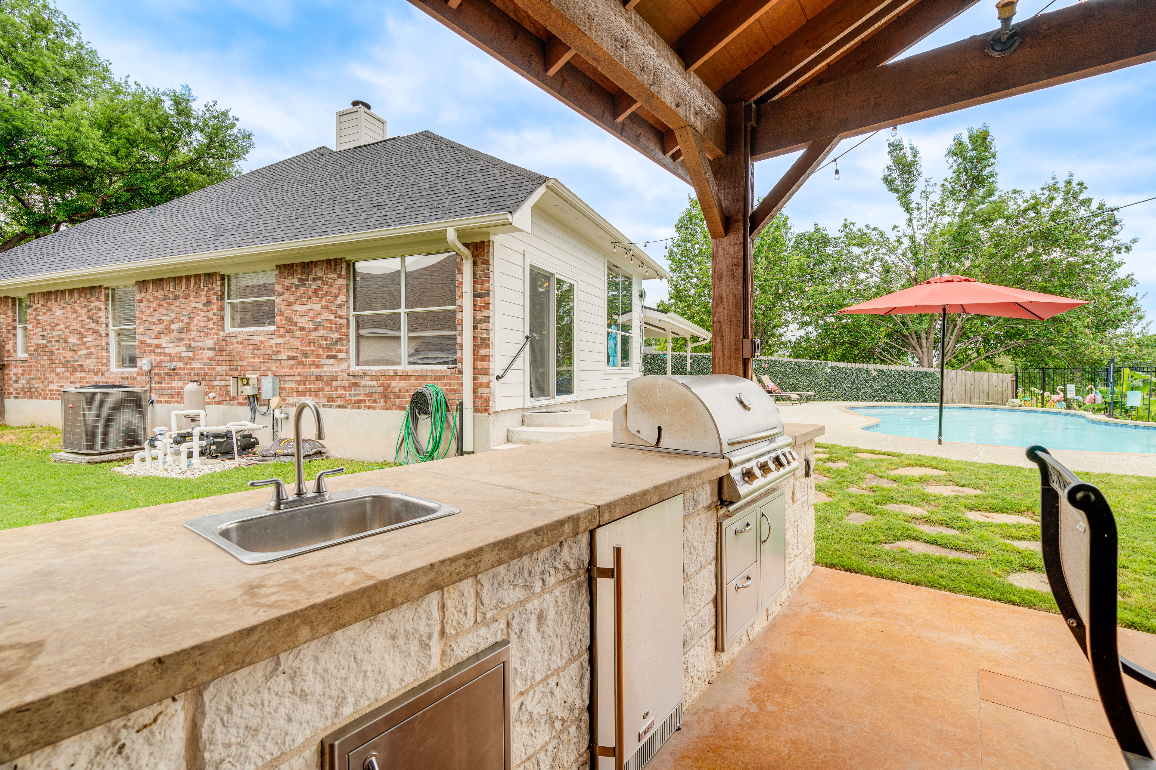 Round Rock Vacation Rental: Private Pool & Hot Tub