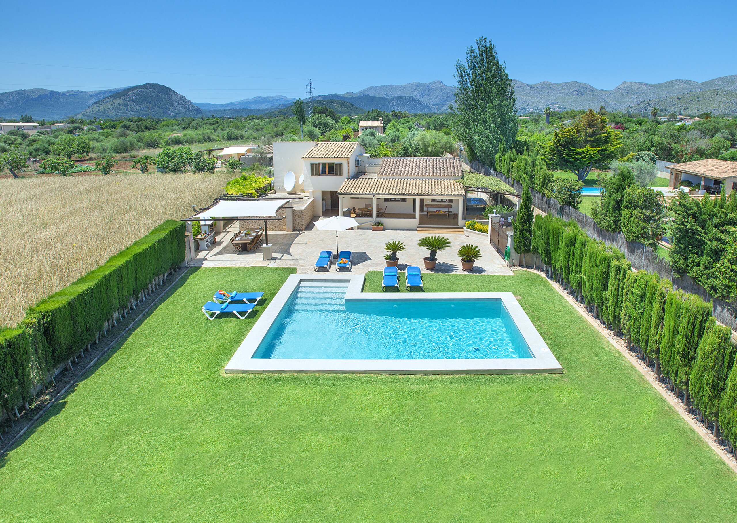 Property Image 1 - Villa Madrave