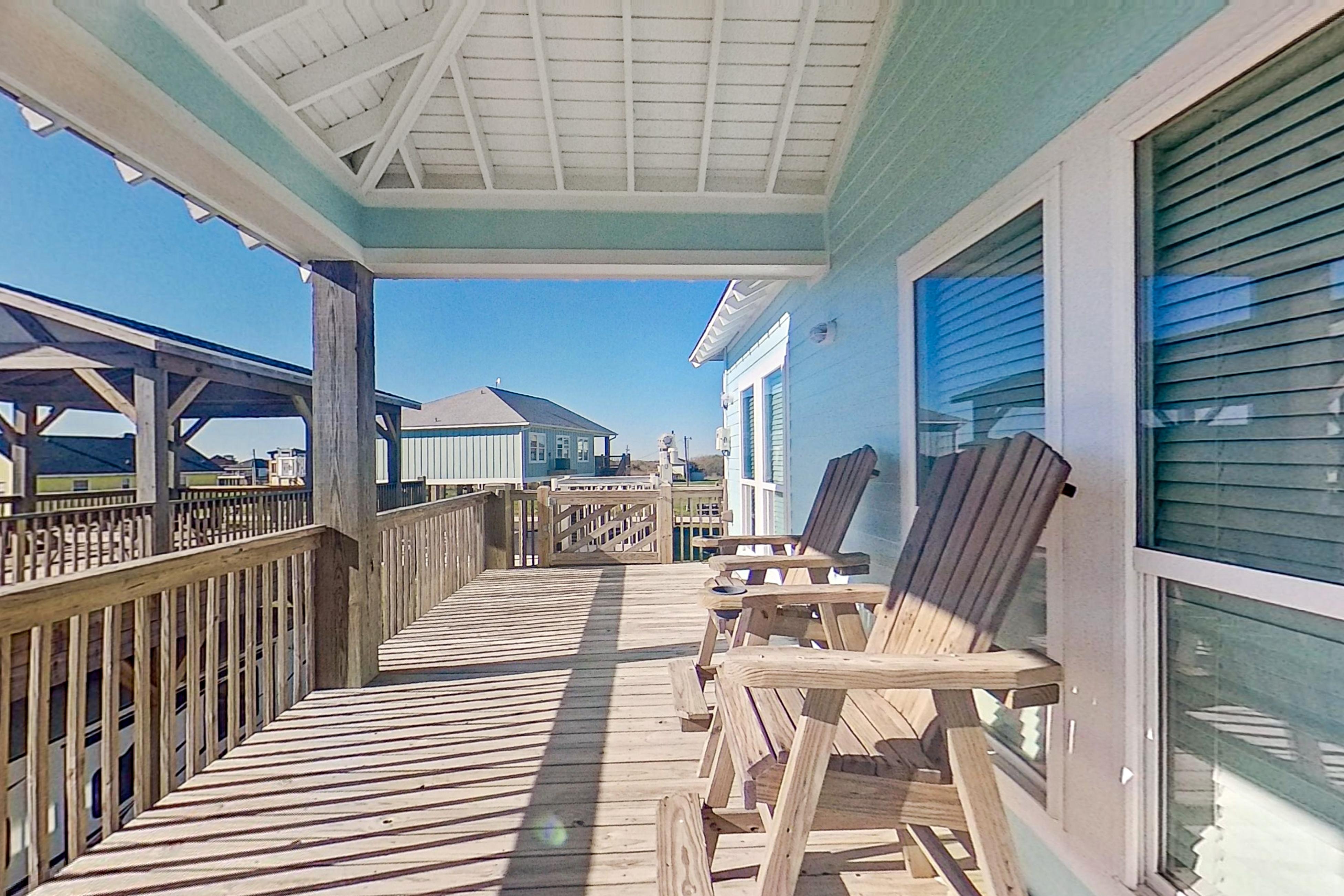 Beachy Breezes - Home Rental in Port Bolivar