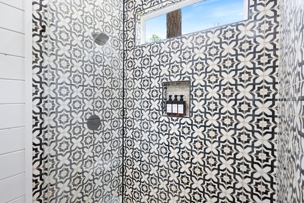 Large stand up shower