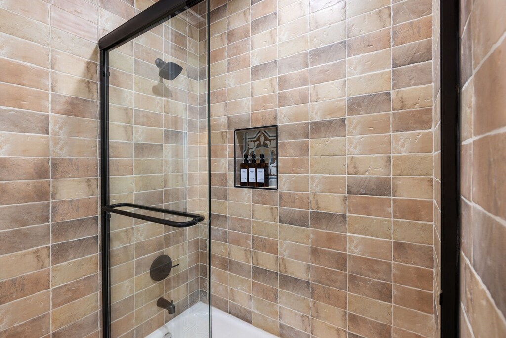 Combo tub shower