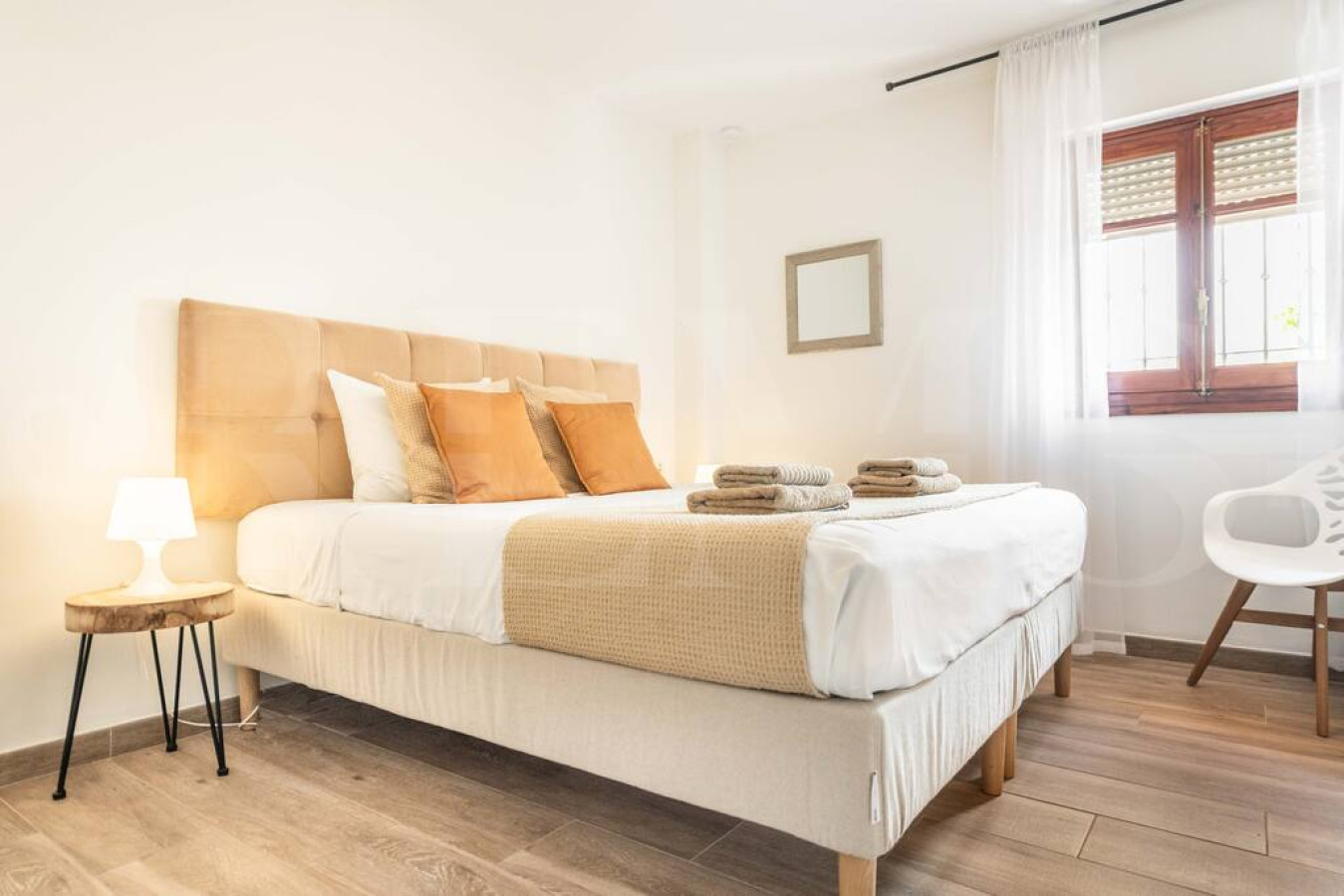 Property Image 2 - Spacious apartment next to Plaza de Merced