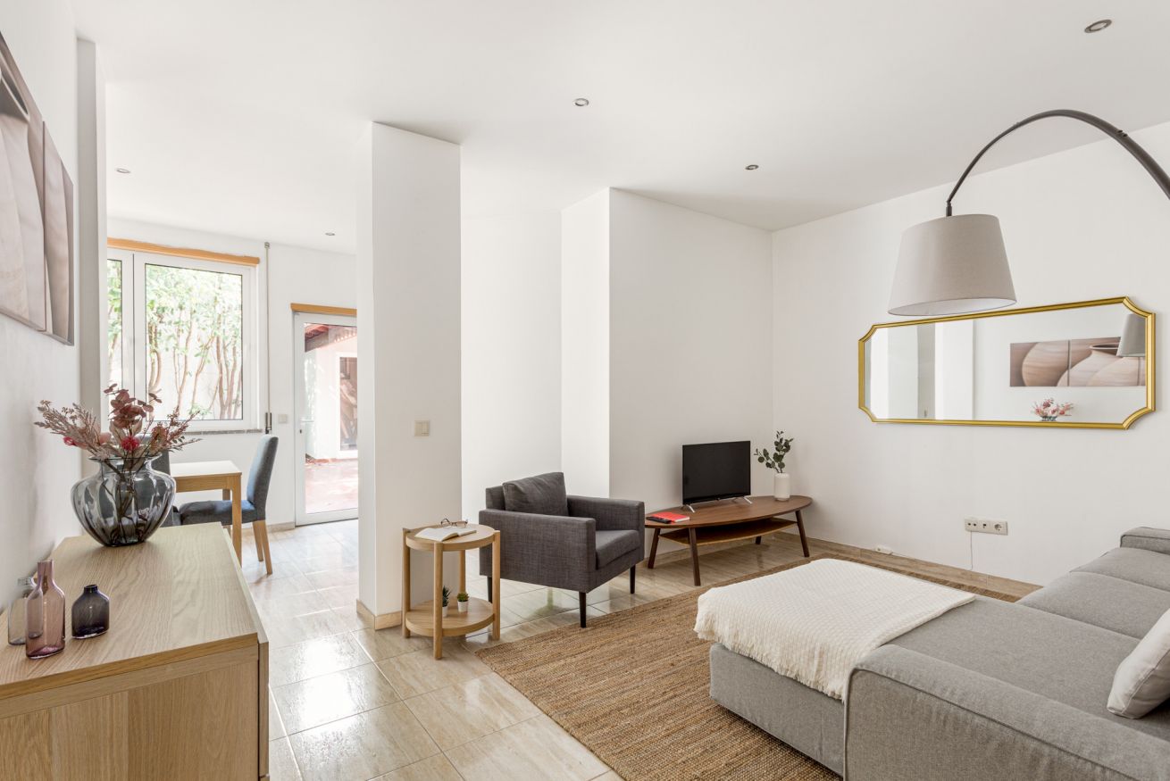 Property Image 1 -  Central & spacious apt in Porto 