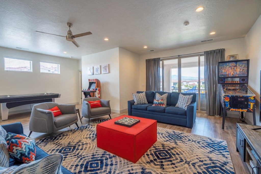 Arcadia #3 - Entertainment galore! Games, arcades, air hockey and more (pinball machine not currently working)!