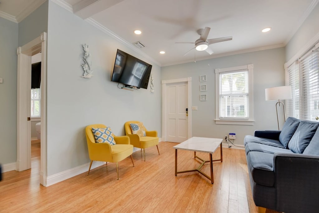 Living Area with Queen Sleeper Soda