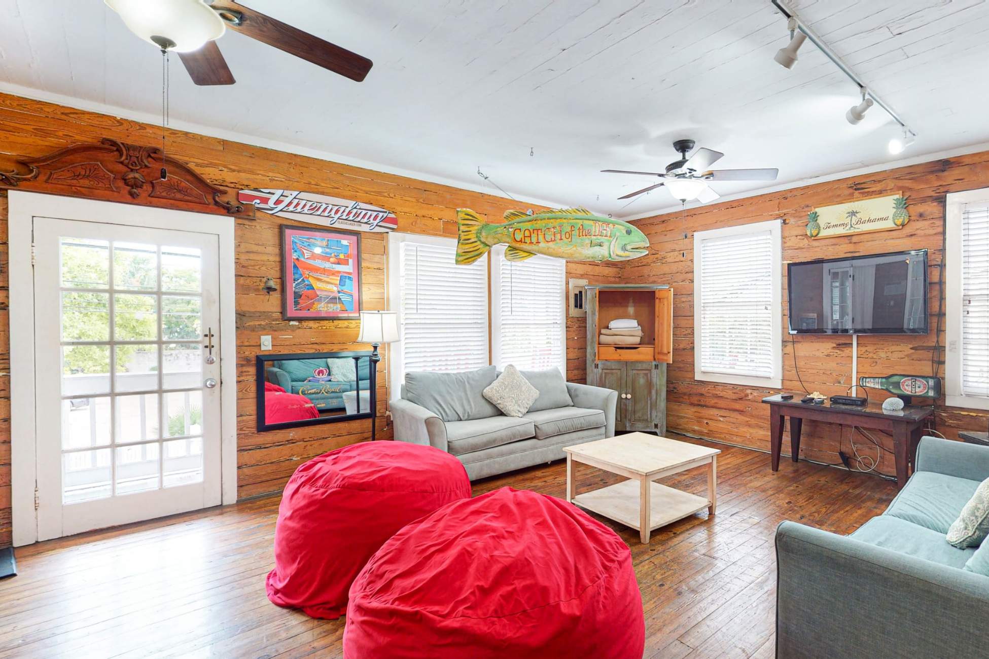 Living Area with sofa beds 