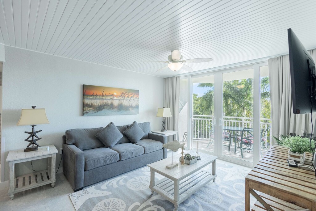 Living Room Alt. View