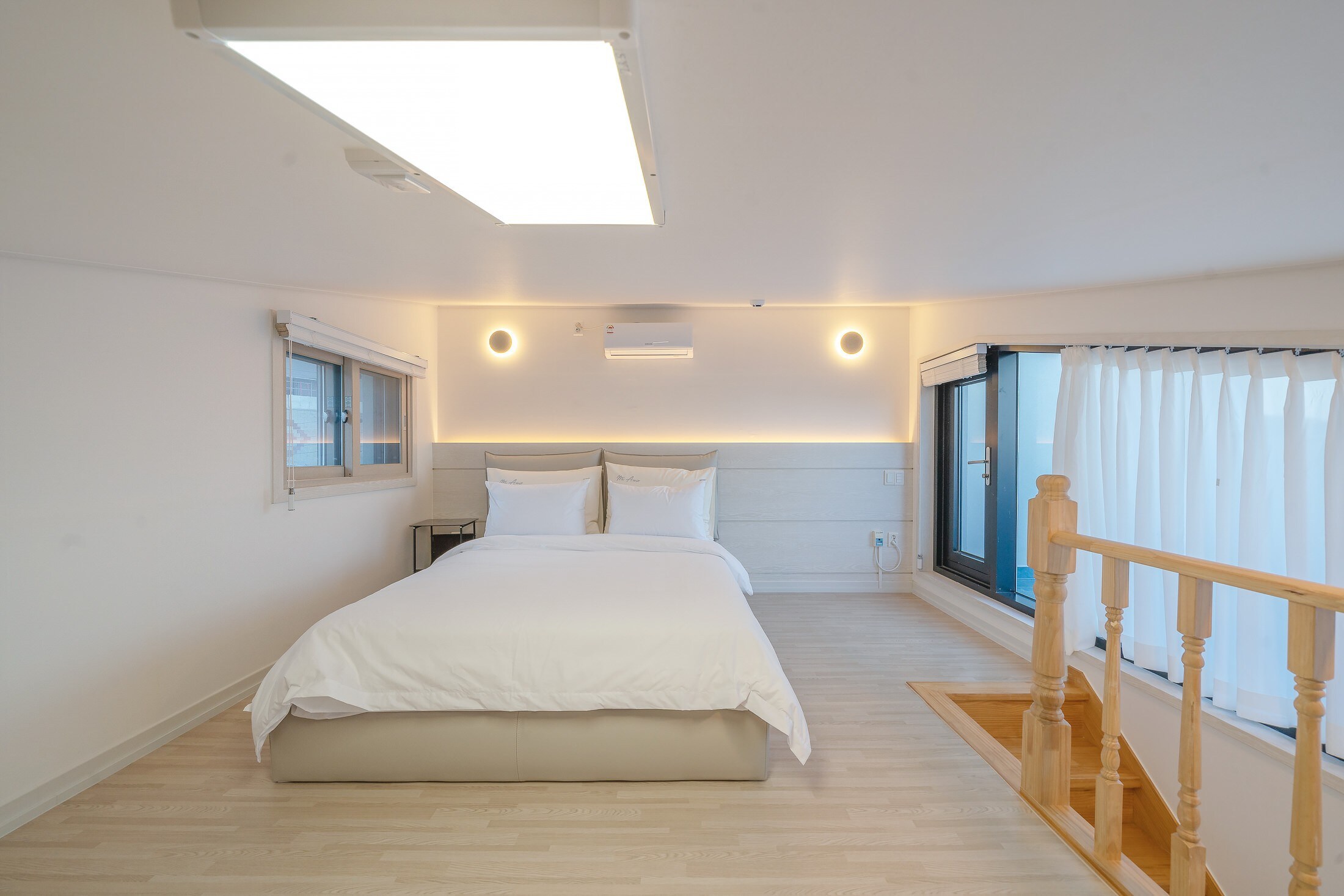 Property Image 1 - Sky Room 201