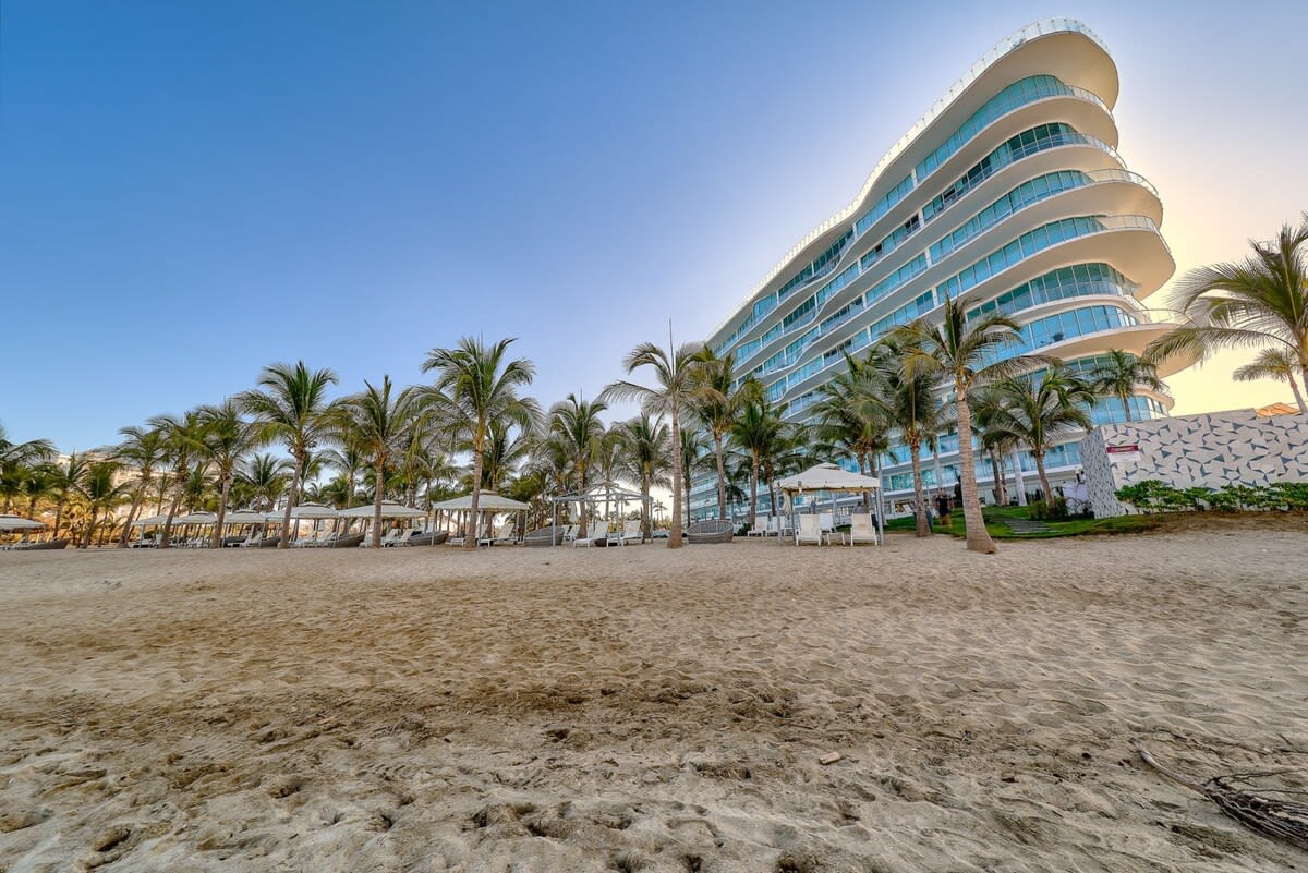 Property Image 1 - Oceanfront 3BR Condo - Balcony - View - Beachclub