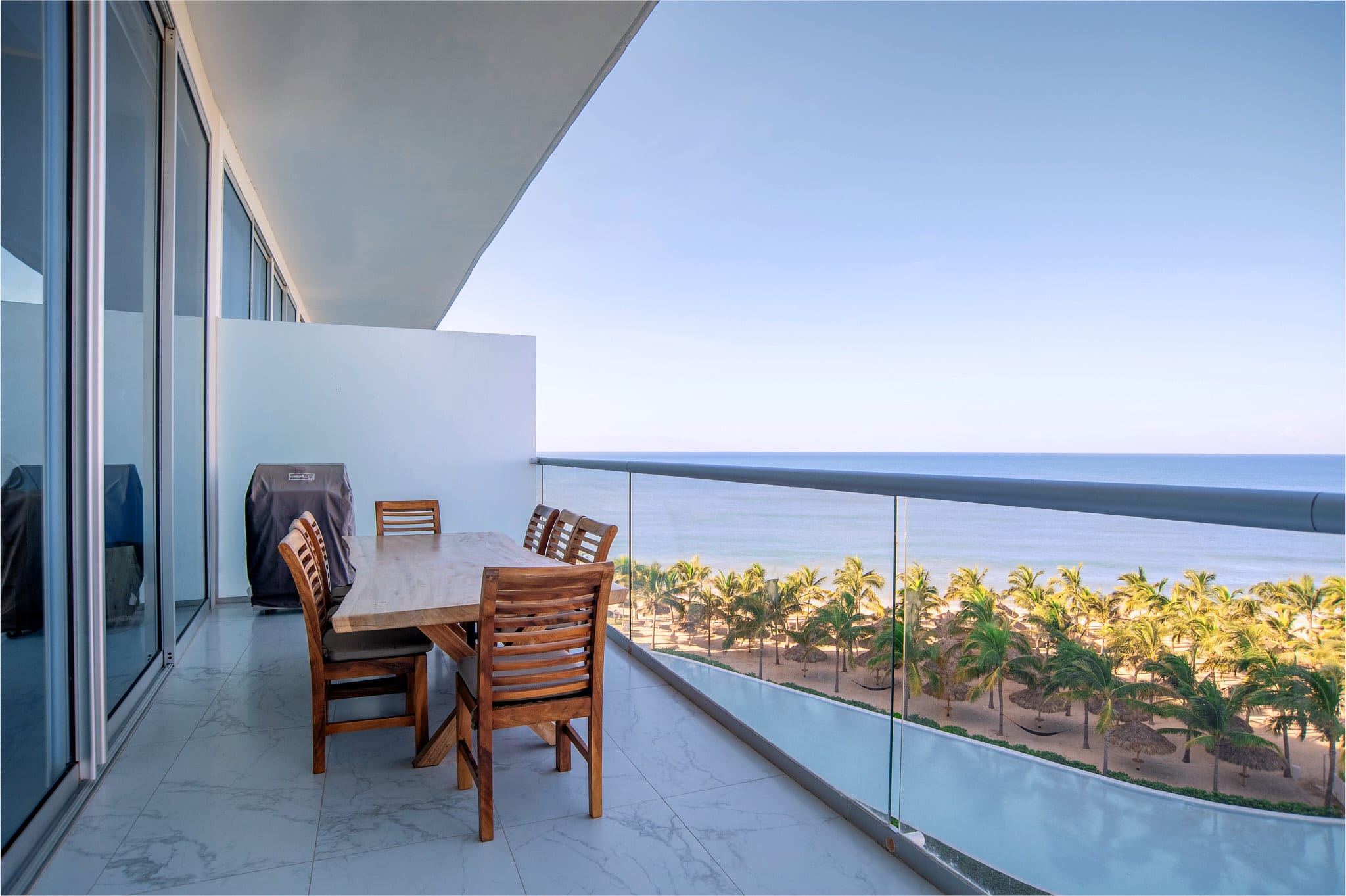 Property Image 2 - Oceanfront 3BR Condo | Balcony w/ View | Beachclub