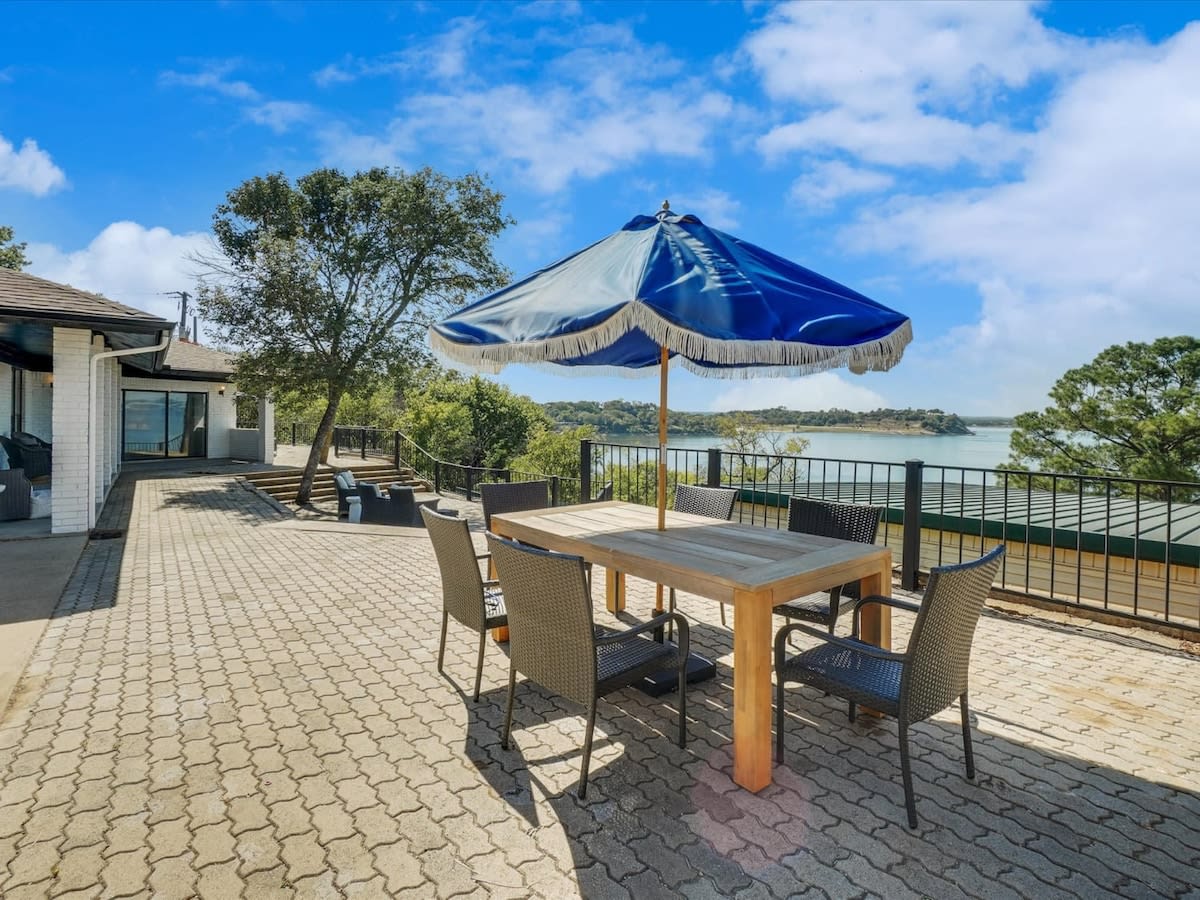 Life’s better by the water – so come enjoy your slice of paradise on this spacious patio!