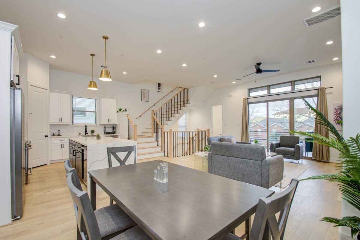 This spacious open concept makes socializing and entertaining a breeze! Carry on with your conversations no matter where on the main floor you go.