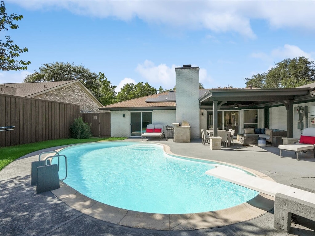 Don’t forget your swimsuits! You’ll want to take full advantage of this tropical pool paradise!