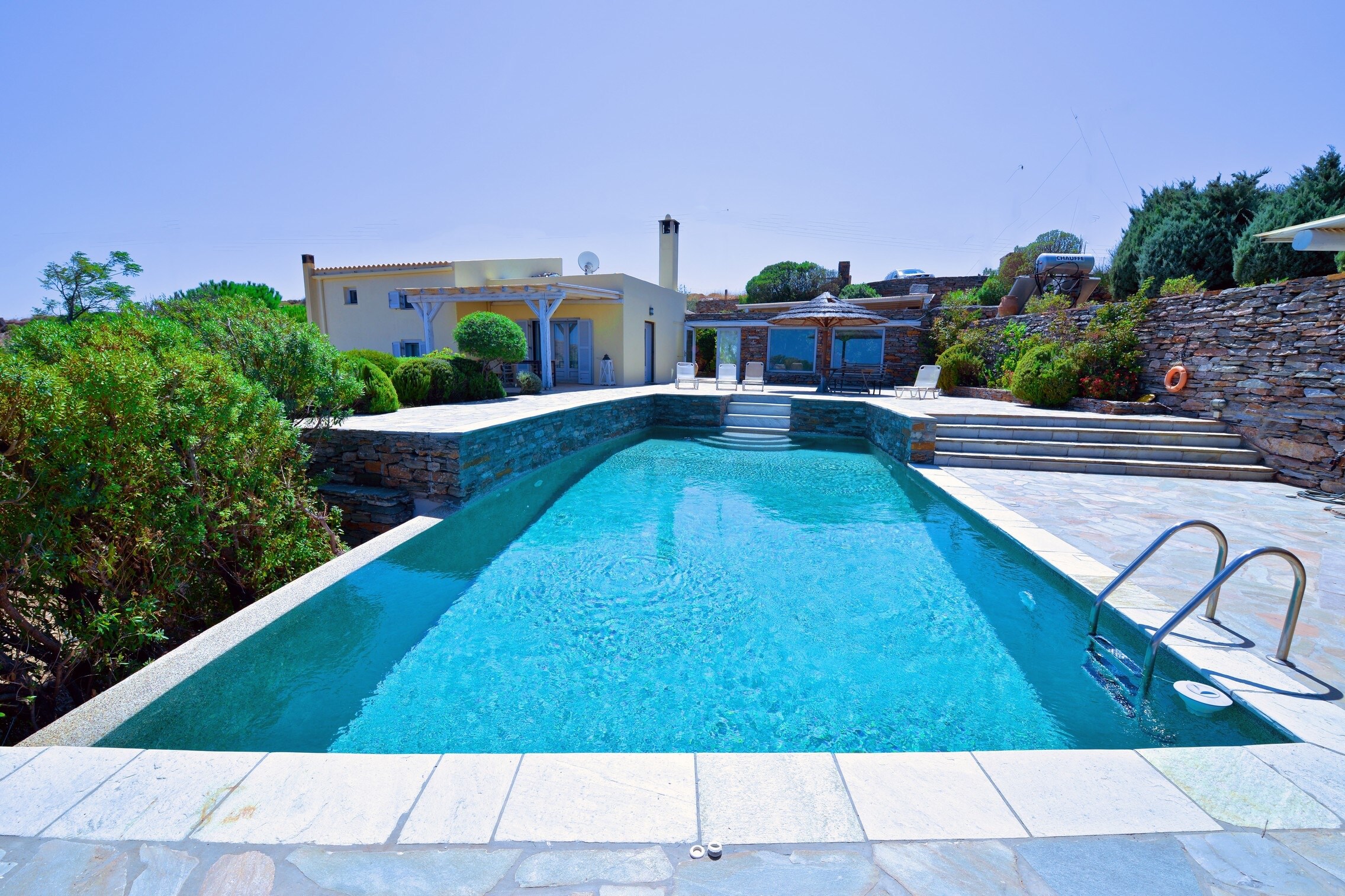 Property Image 2 - Villa Ekarous