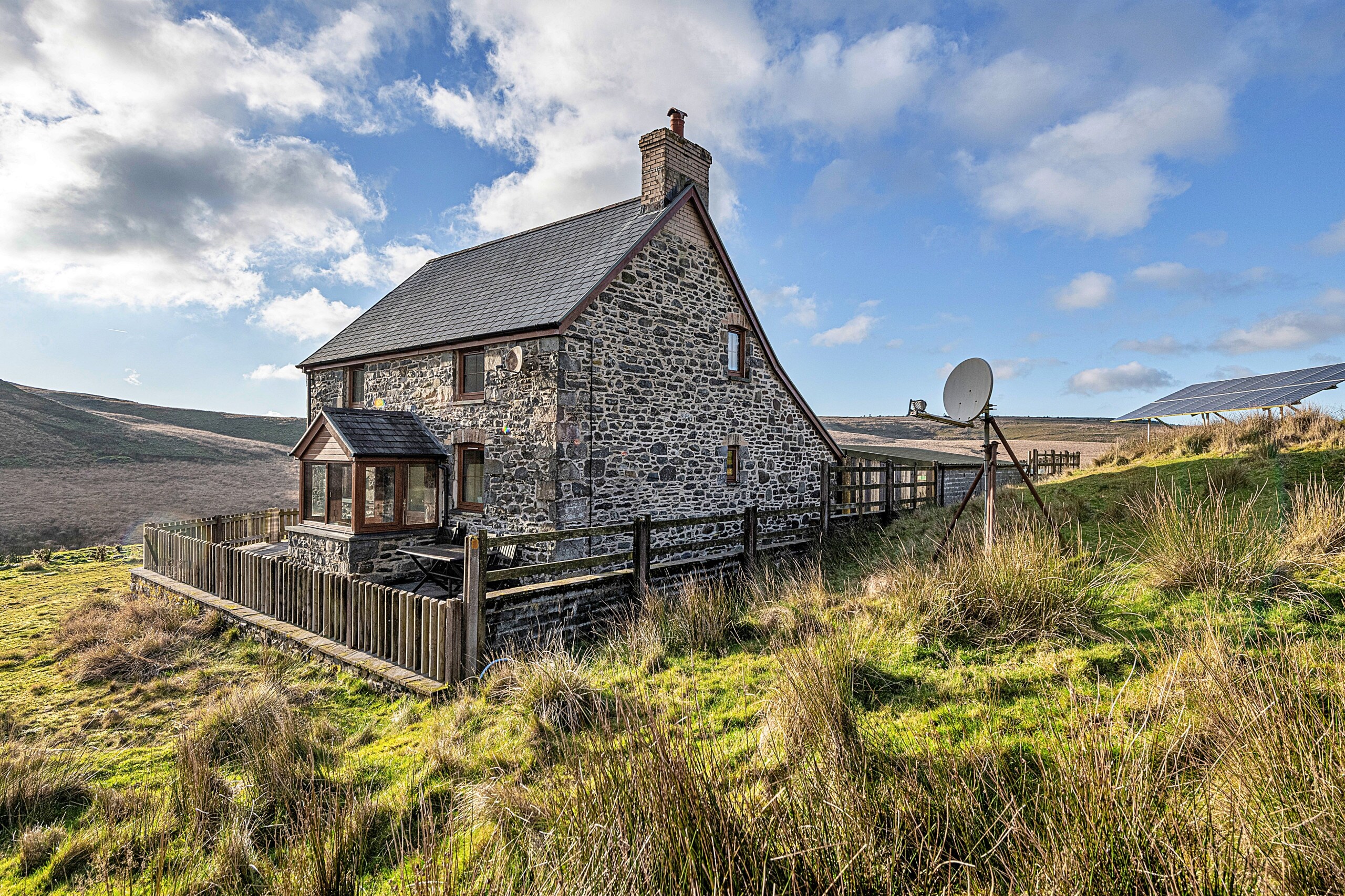 Property Image 1 - Llechwedd Mawr