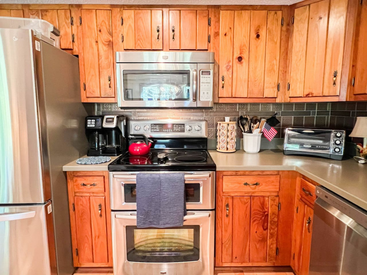 Spacious North Conway Property | Home Theater | Games