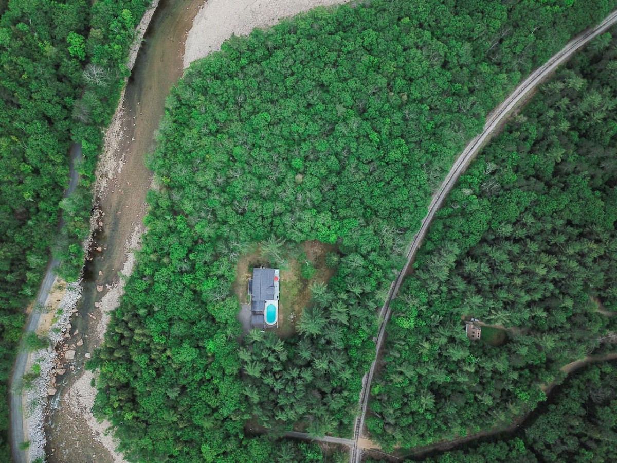 RIVERSBEND | Private River Access | Pool, Hot Tub & Sauna