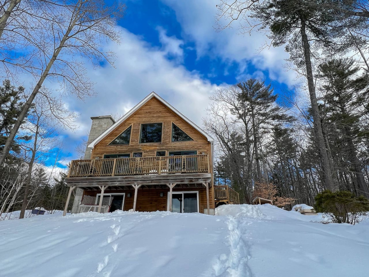 The Bellemark | Lakefront Cabin plus Incredible Views