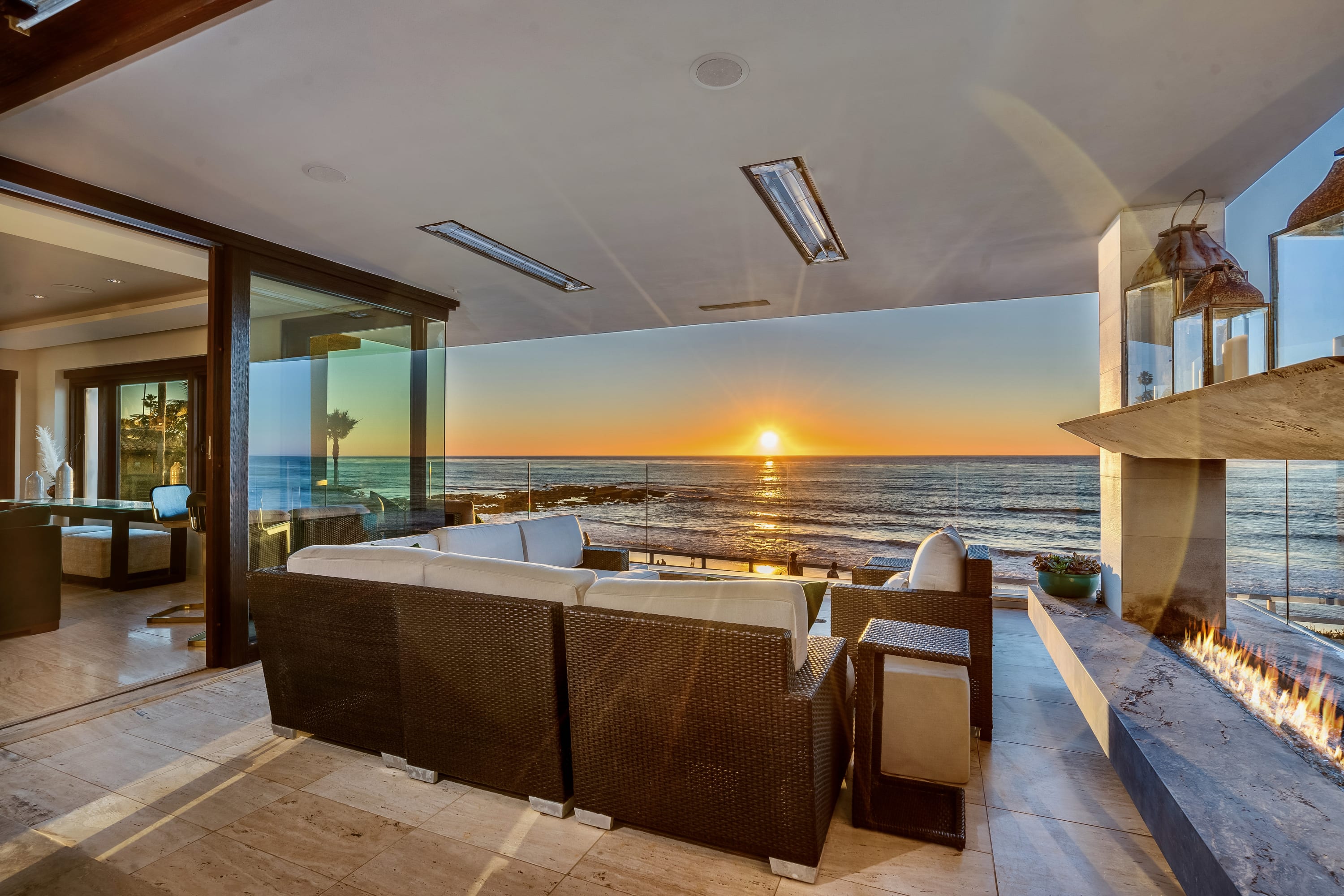 Property Image 1 - Luxury Beachfront Home with Hot Tub and Ocean View