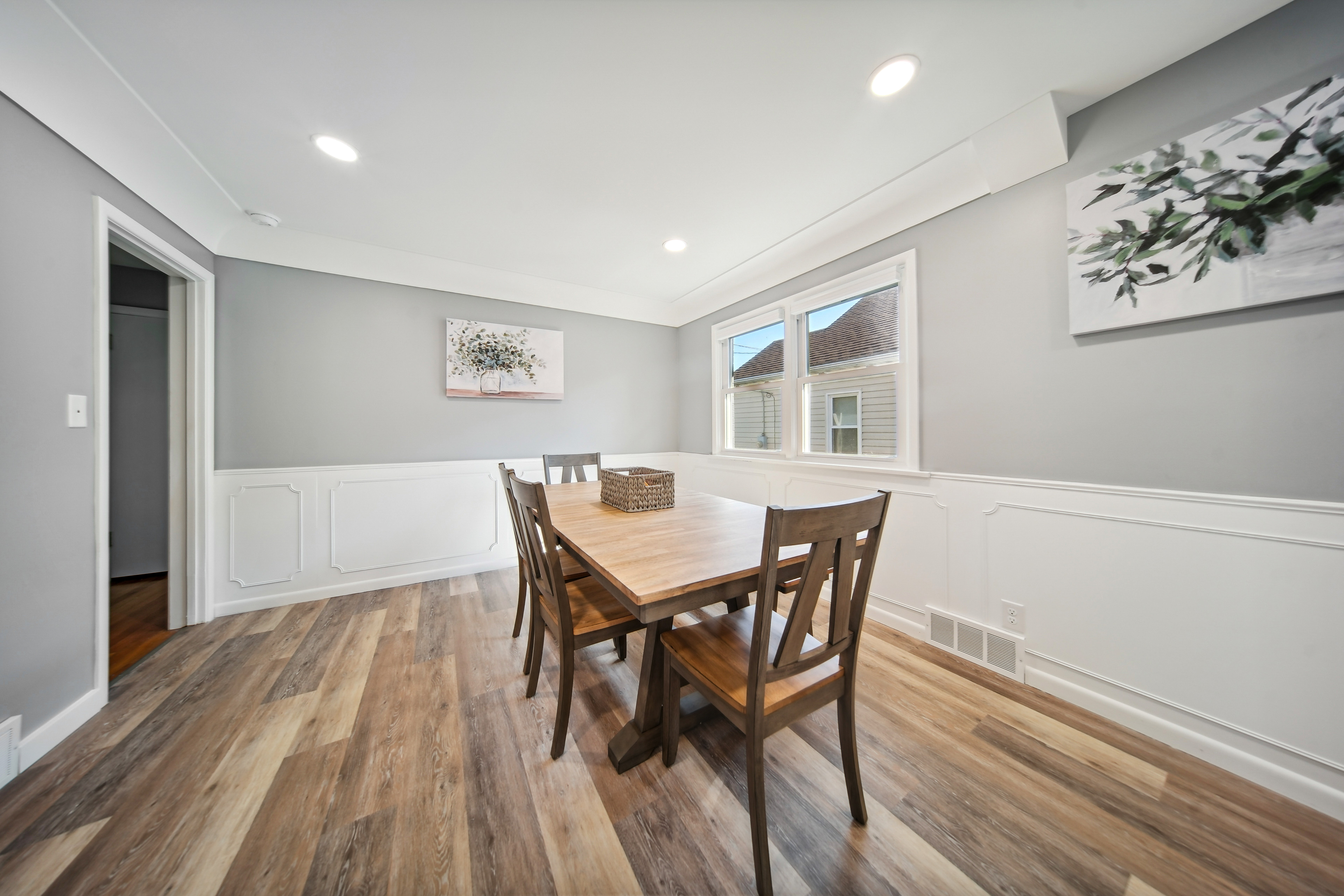 Charming Erie Home ~ 2 Mi to Downtown Delights!