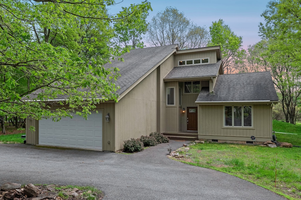 Driveway to your next getaway in Poconos!