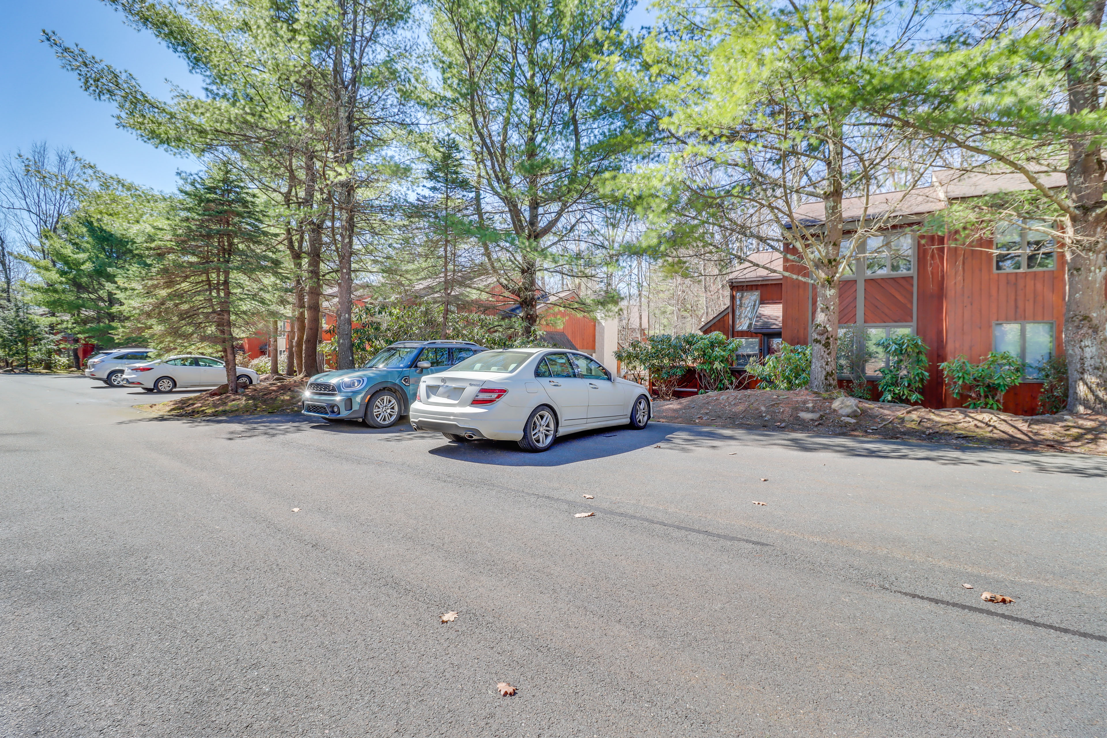 Property Image 2 - Townhome on Big Boulder Mountain: Walk to Lake!