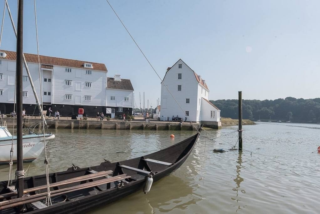 Property Image 1 - The Old Granary Cottage, Woodbridge Tide Mill