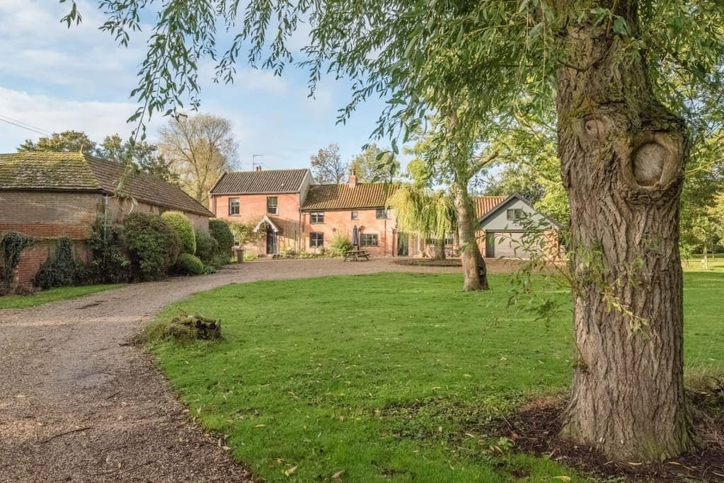 Property Image 1 - Red House Farm, East Green near Saxmundham