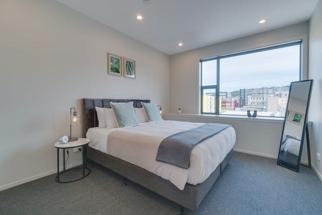 Hotel quality linen and city views!