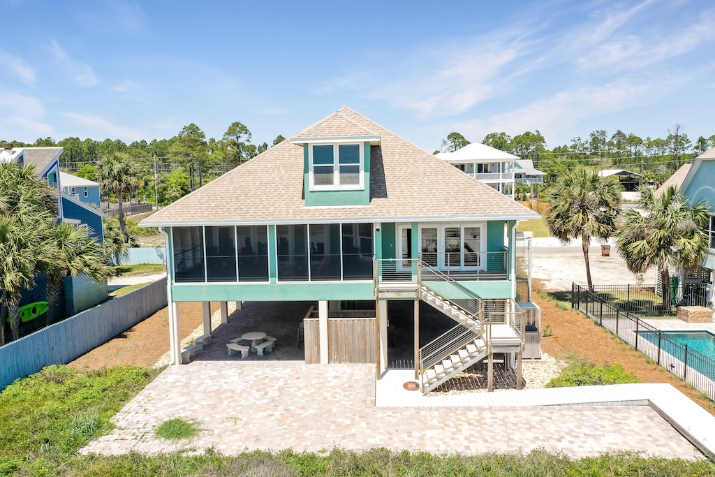 Beachfront Screened Deck