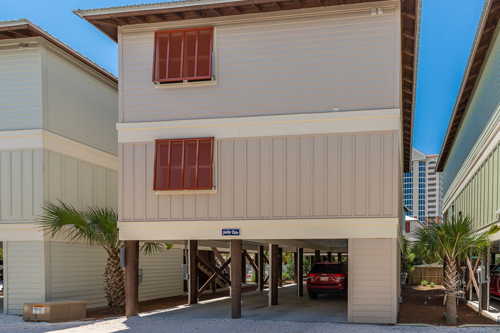 Enjoy easy beach access from this charming rental with convenient parking and a welcoming atmosphere for your getaway