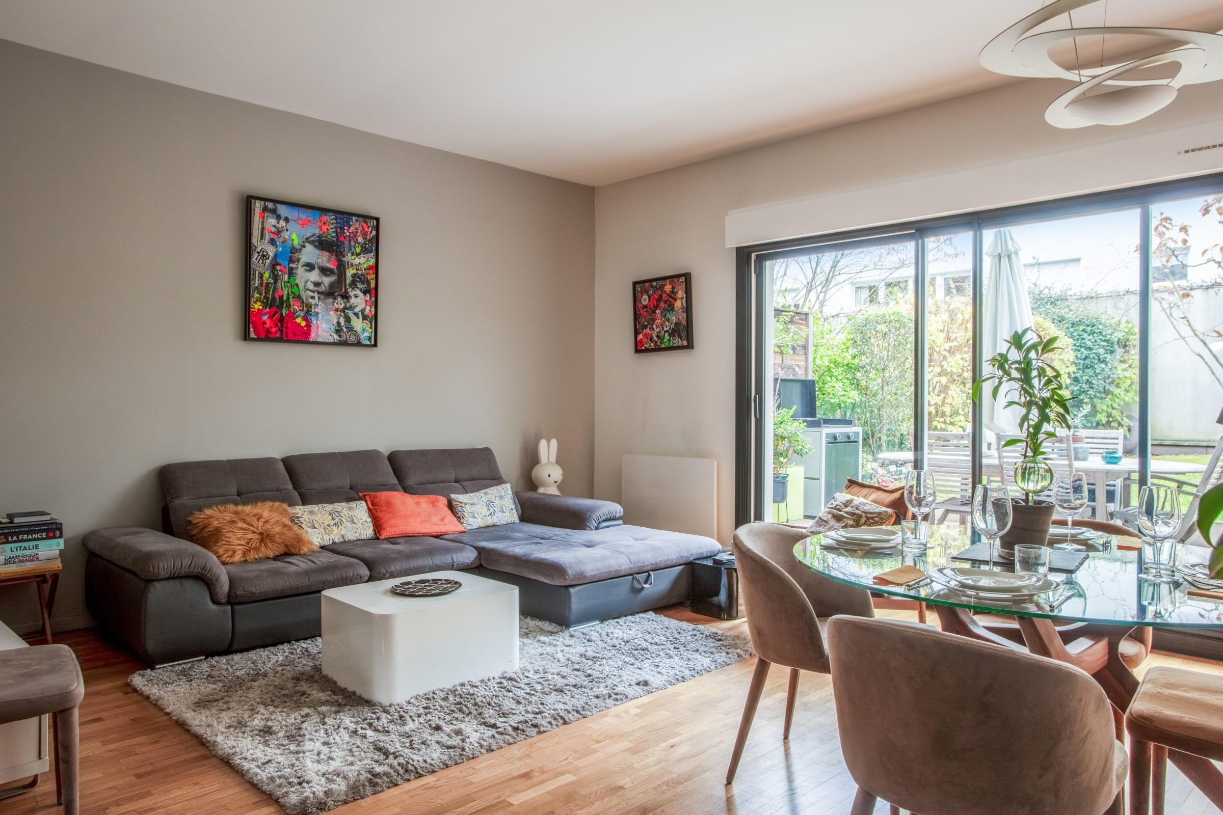 Property Image 1 - 64MIS - Courbevoie - F92 (JO)