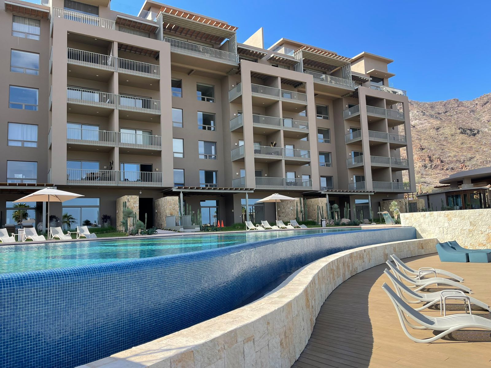 Property Image 2 - 2 BR Oceanfront  @ Danzante Bay + Beach&Golf!