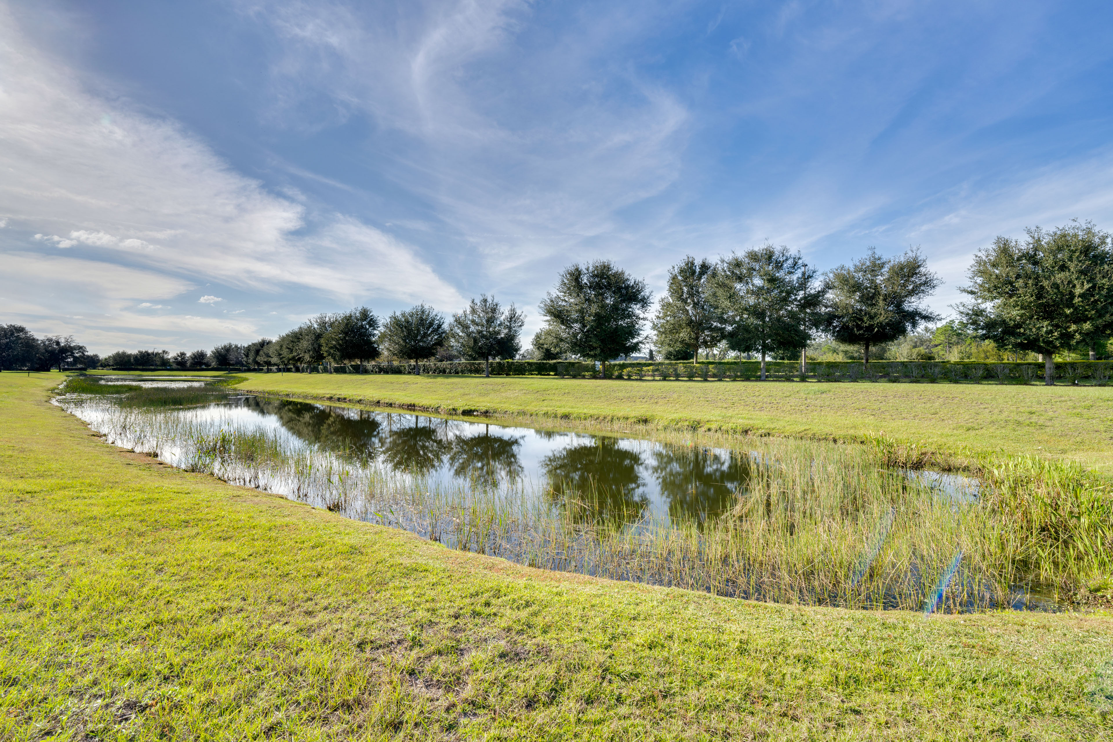 Four Corners Townhome w/ Pool Access Near Disney!