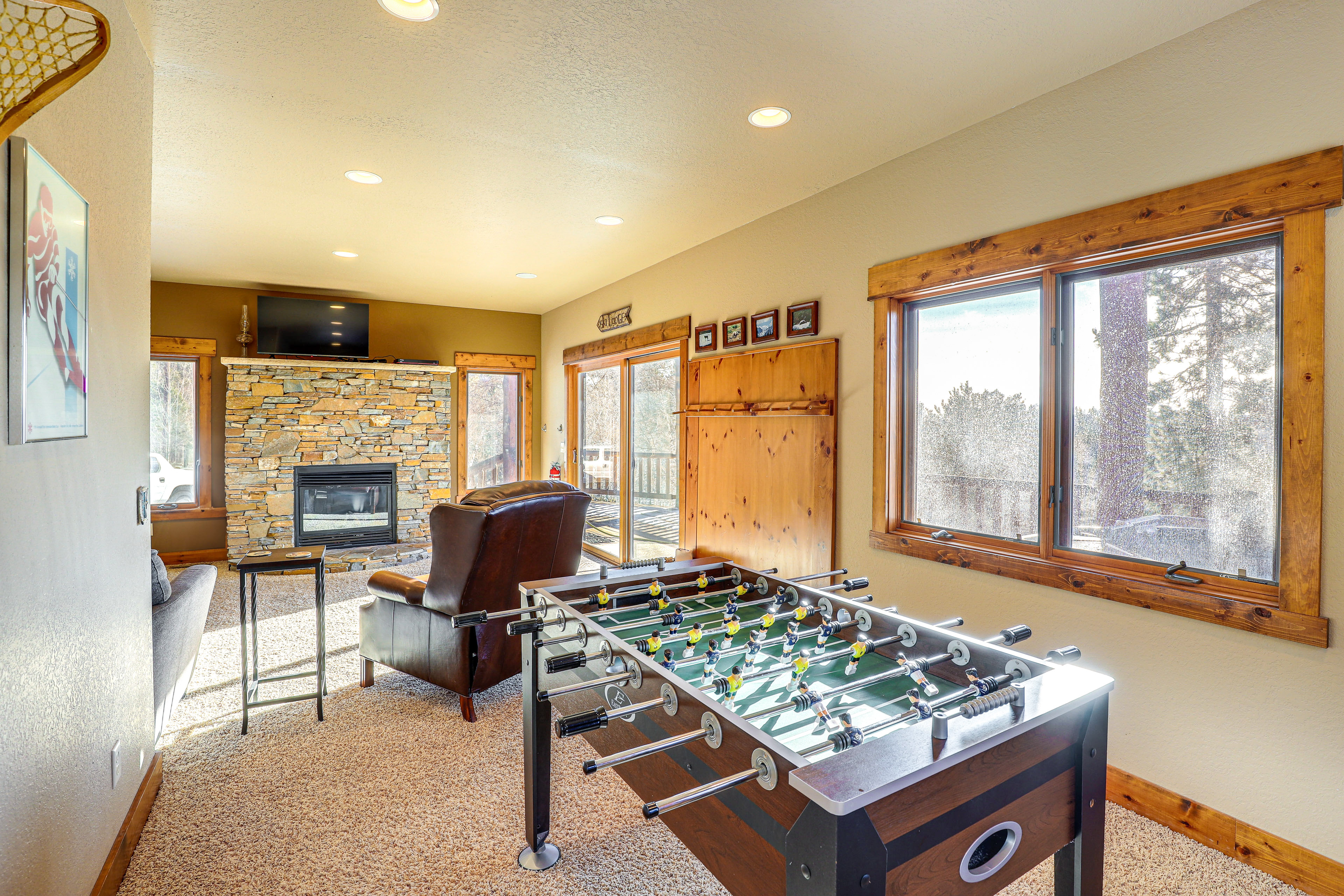 Property Image 2 - Lead Cabin Rental w/ Private Hot Tub & Game Room!